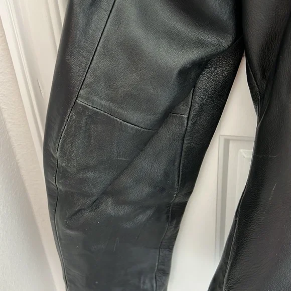Wilson's Leather Jacket size medium - Picture 3 of 9